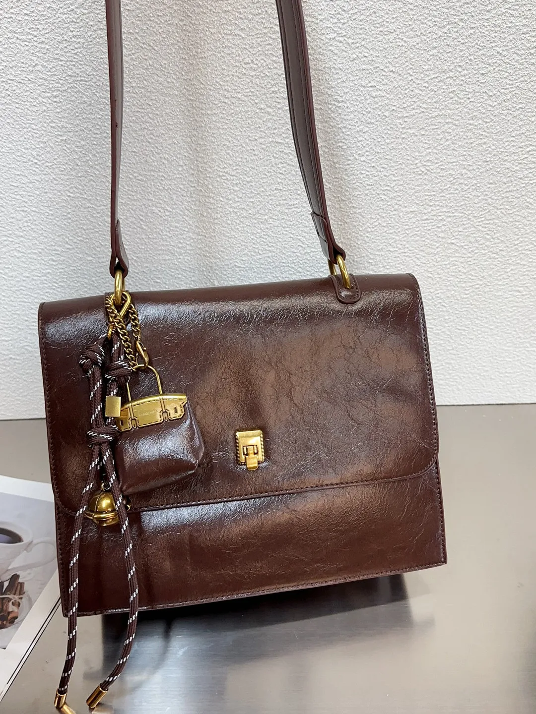 

High Quali Oil Wax Leather Crossbody Bag Faionable Single oulder Satchel Bag for Women Sli Commuter Sle Handbag