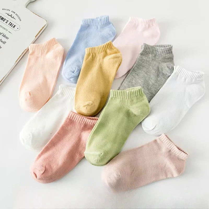 10 Pairs of Random Women's Solid Color Spring and Autumn Versatile Casual Boat Socks, Breathable and High Aesthetic Value