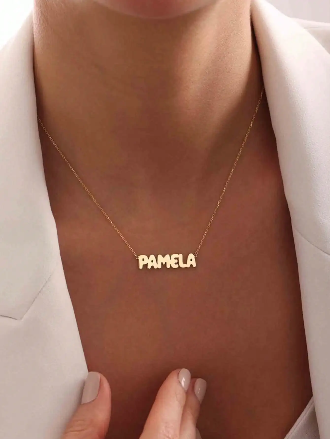 Personal isierte niedliche Buchstaben Name Halskette für Frauen Männer Gold Farbe Edelstahl Kette maßge schneiderte Geburtstag Schmuck Geschenk – Detail 3