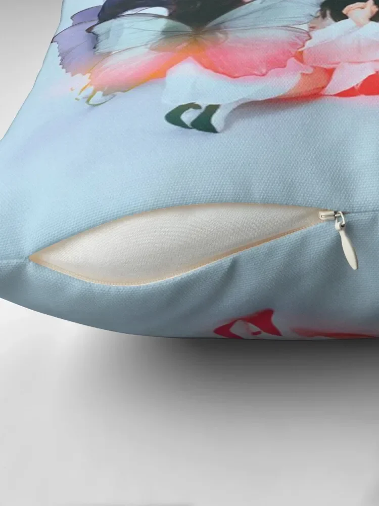 LOONA / LOOΠΔ / ??? ?? / XX – Butterfly Throw Pillow luxury decor Ornamental Pillow Pillow