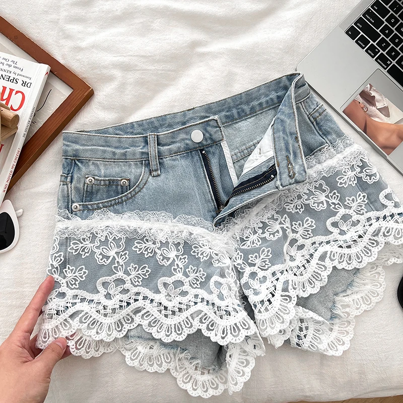 Women's 2025 Spring and Summer New Fashion Sexy Hot Girl Slim A-shaped Wide-leg Hot Pants Sweet Lace Splicing Denim Shorts