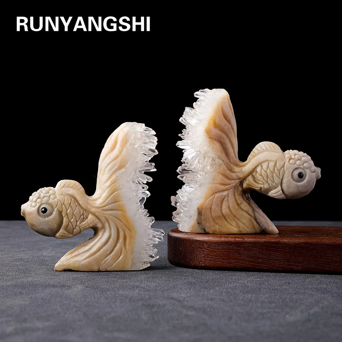 

1 шт., натуральный целебный кристаллический камень, прозрачный кварцевый кластер, маленькая золотая рыбка, фигурки животных, украшение дома, подарок на день рождения