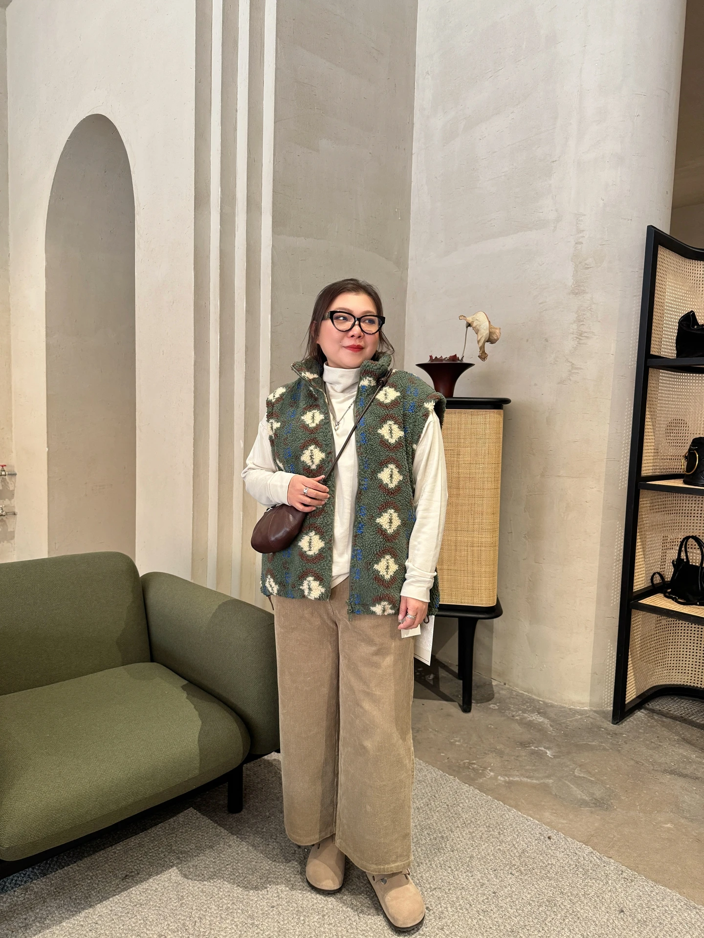 

Женский утепленный жилет большого размера с высоким воротником, с цветочным принтом, из искусственного меха, на молнии, для осени и зимы, повседневный, для работы