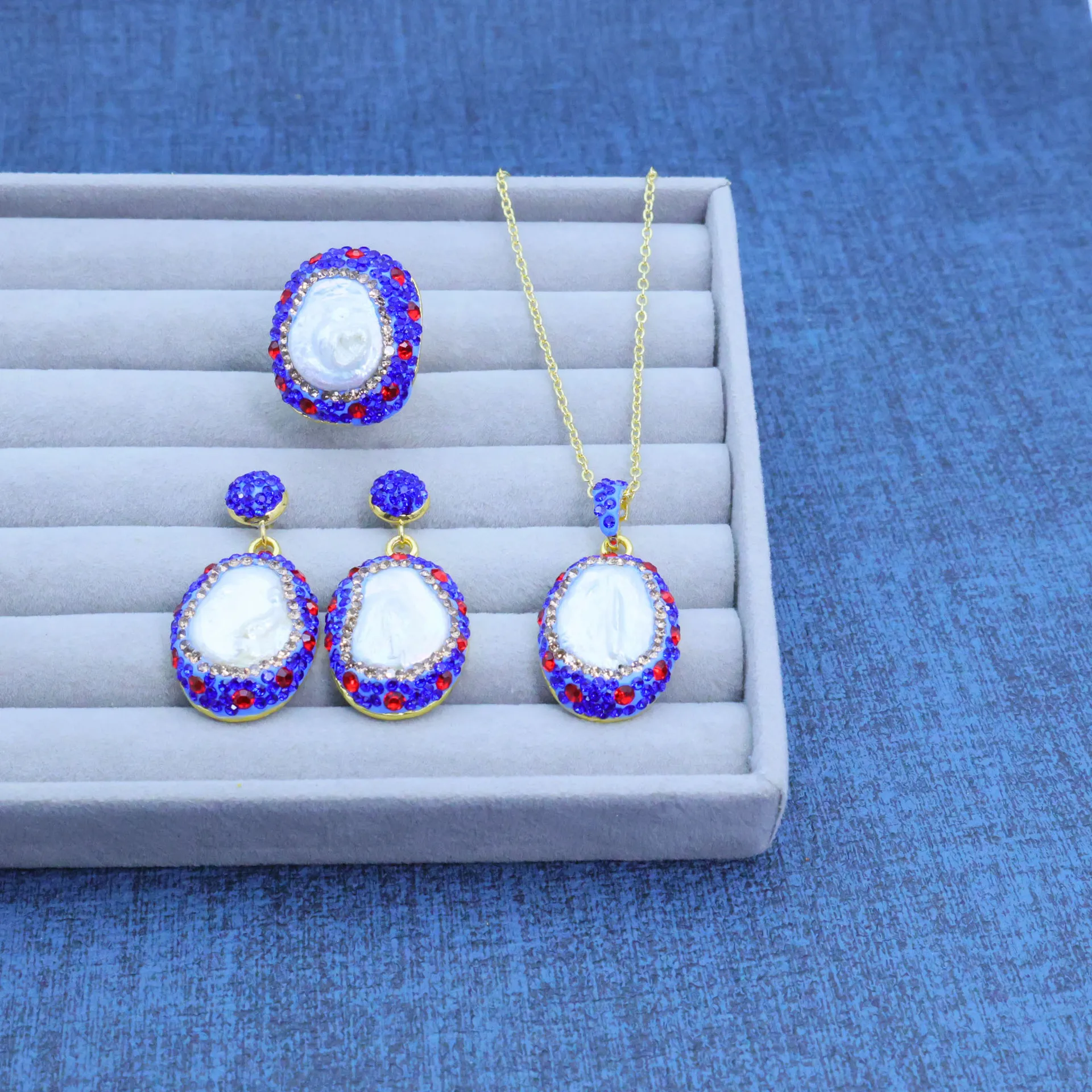 Cross-border European and American new natural pearl three-piece set full of diamonds design inlaid jewelry high-end atmosphere