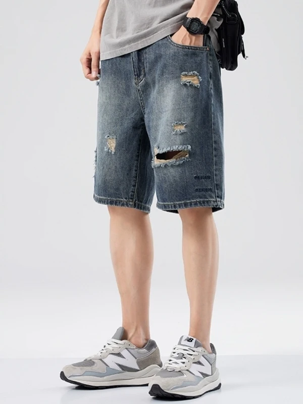 

Retro Hole Design Loose Fit Men's Denim Shorts Summer 2026 High Street Style Versatile Five-Quarter Length Straight Leg Jeans