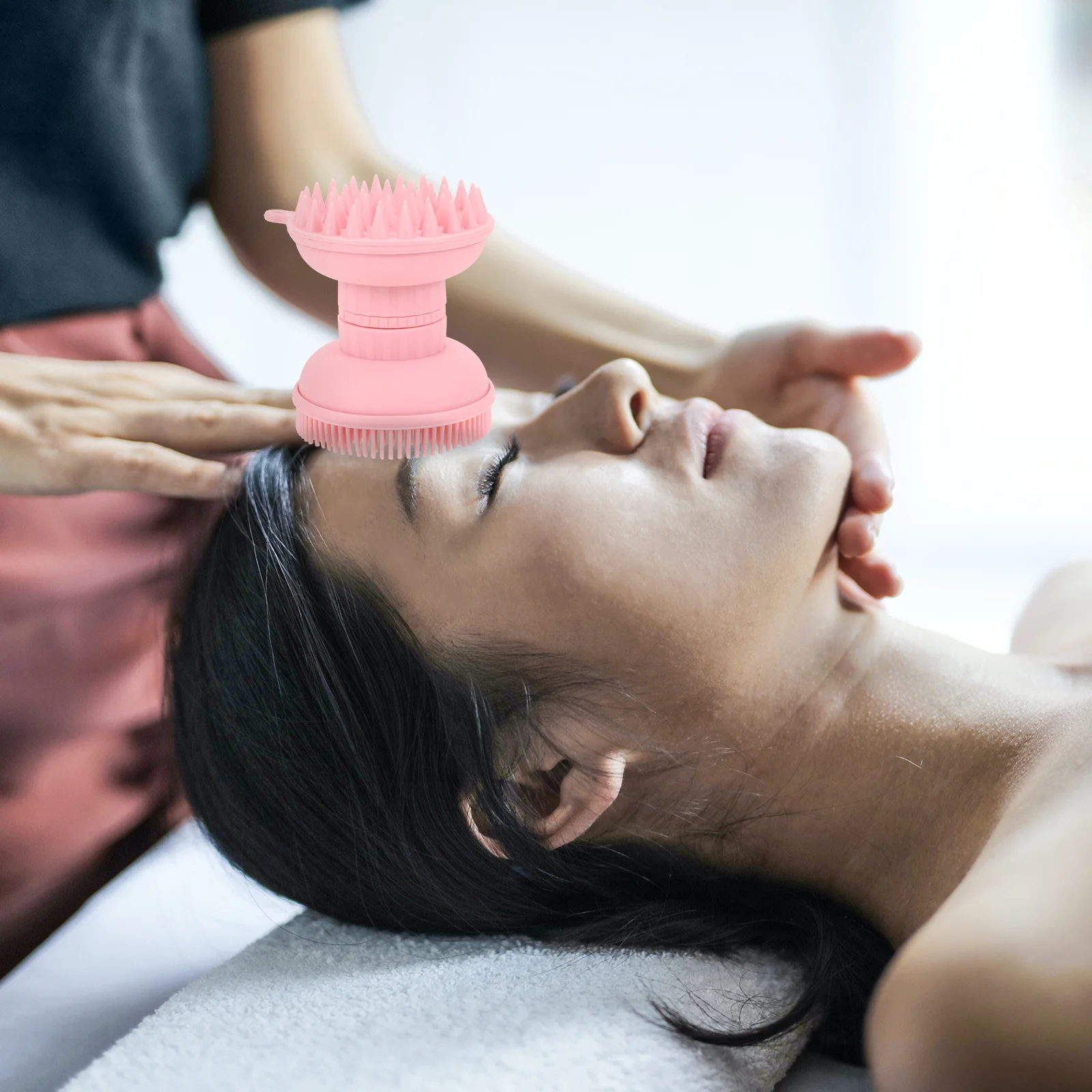 

1Pcs Silicone Shampoo Brush Double-Sided Bristles Scalp Massager for Deep Cleaning Hair Roots Dandruff Removal Bathing Tool