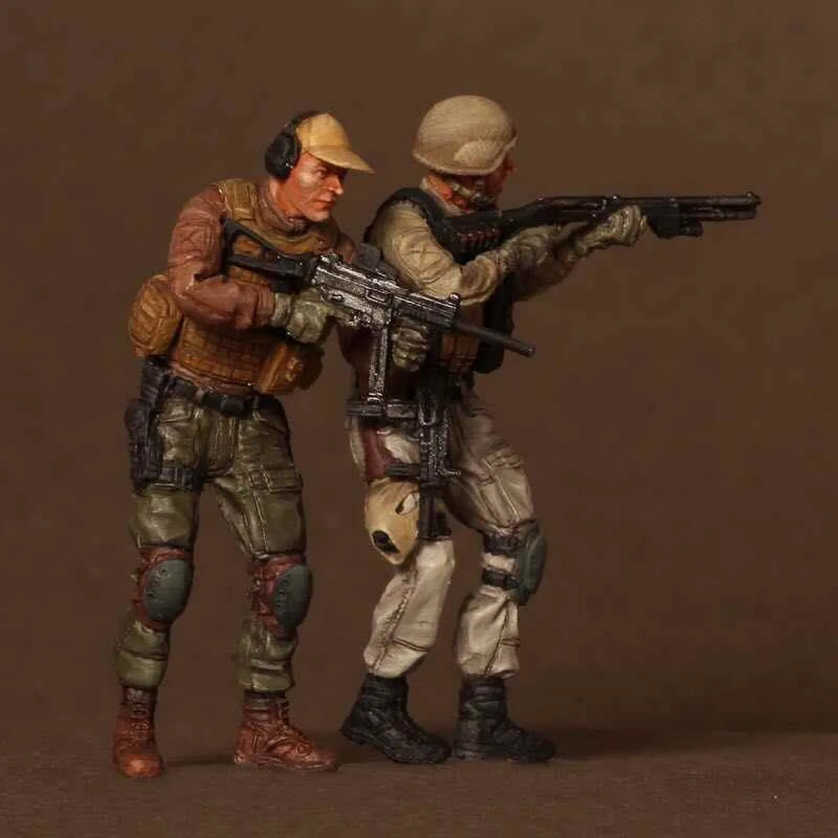 

Комплект неокрашенной модели из смолы 1/35, военная тема, солдат США PMC в разобранном виде и неокрашенный GK