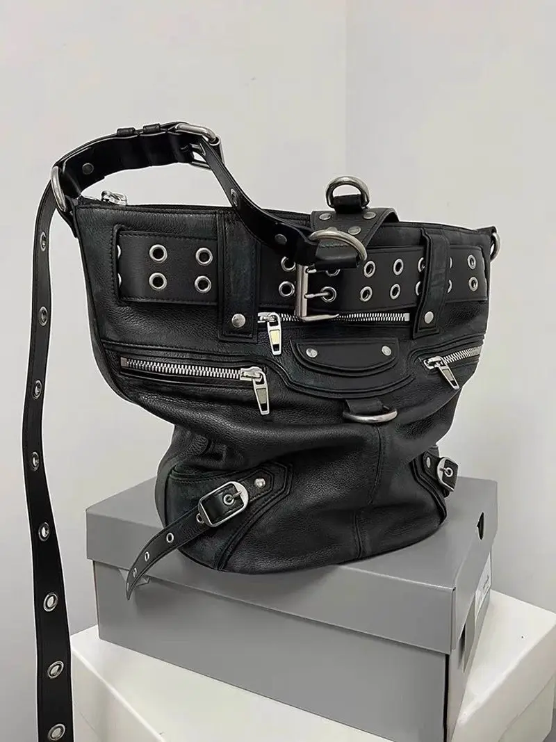 European And American Retro Rivet Locomotive Bag Women's 2023 New Fashion Trend Advanced Sense Crossbody Bucket Bag For Women