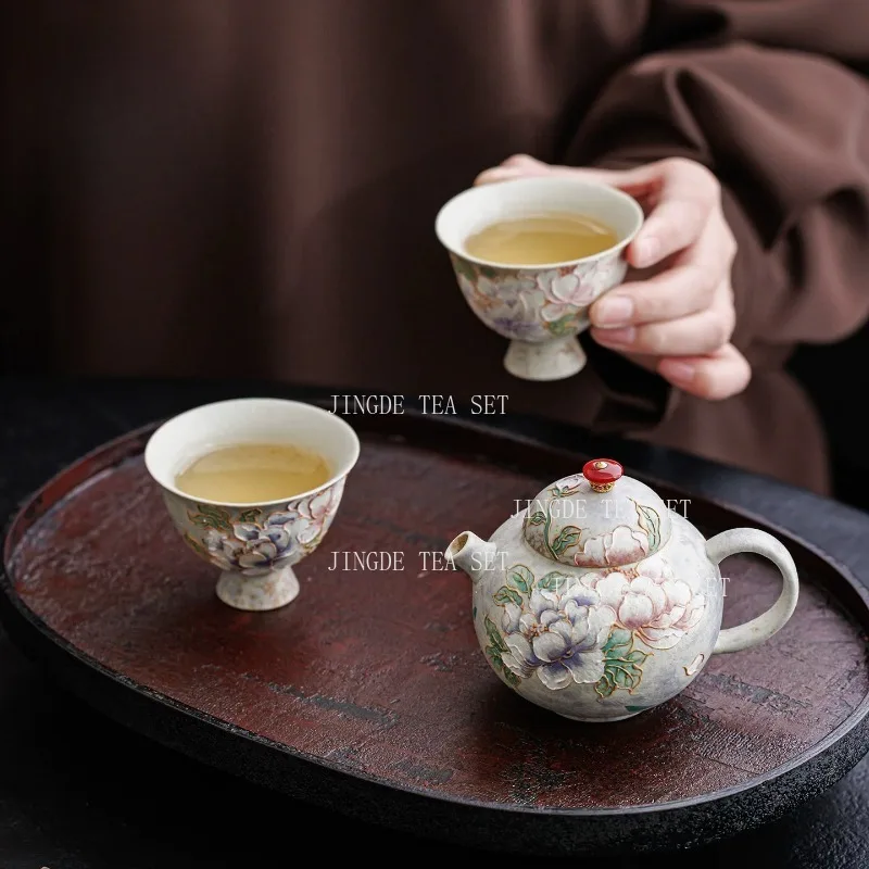 High‑Footed White Porcelain Teacup Embossed Peony Floral Pattern Gilded Outline Ceramic Tasting Cup Chinese Kung Fu Tea Ceremony
