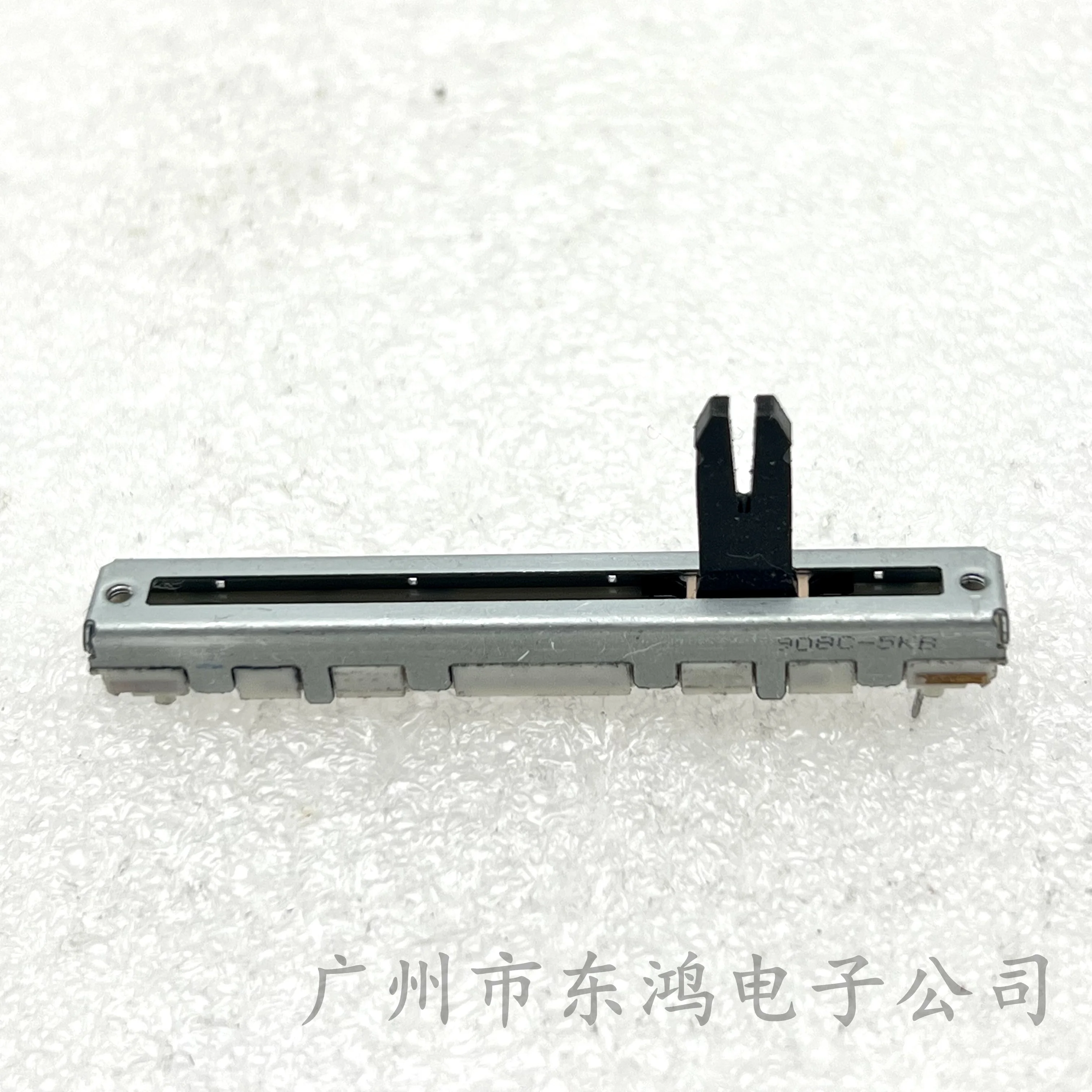 1 PCS ALPS Alps 60MM straight slide potentiometer 5 locating shaft length 15MM 3 feet