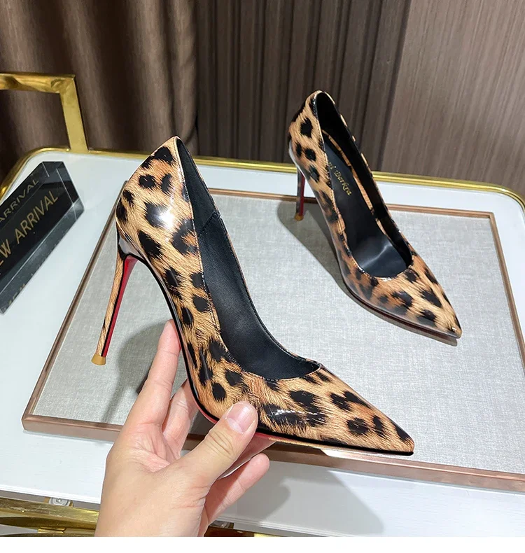 2024 new leopard print red soled high heels French sexy shallow mouth slim heels internet famous single shoes 12CM large