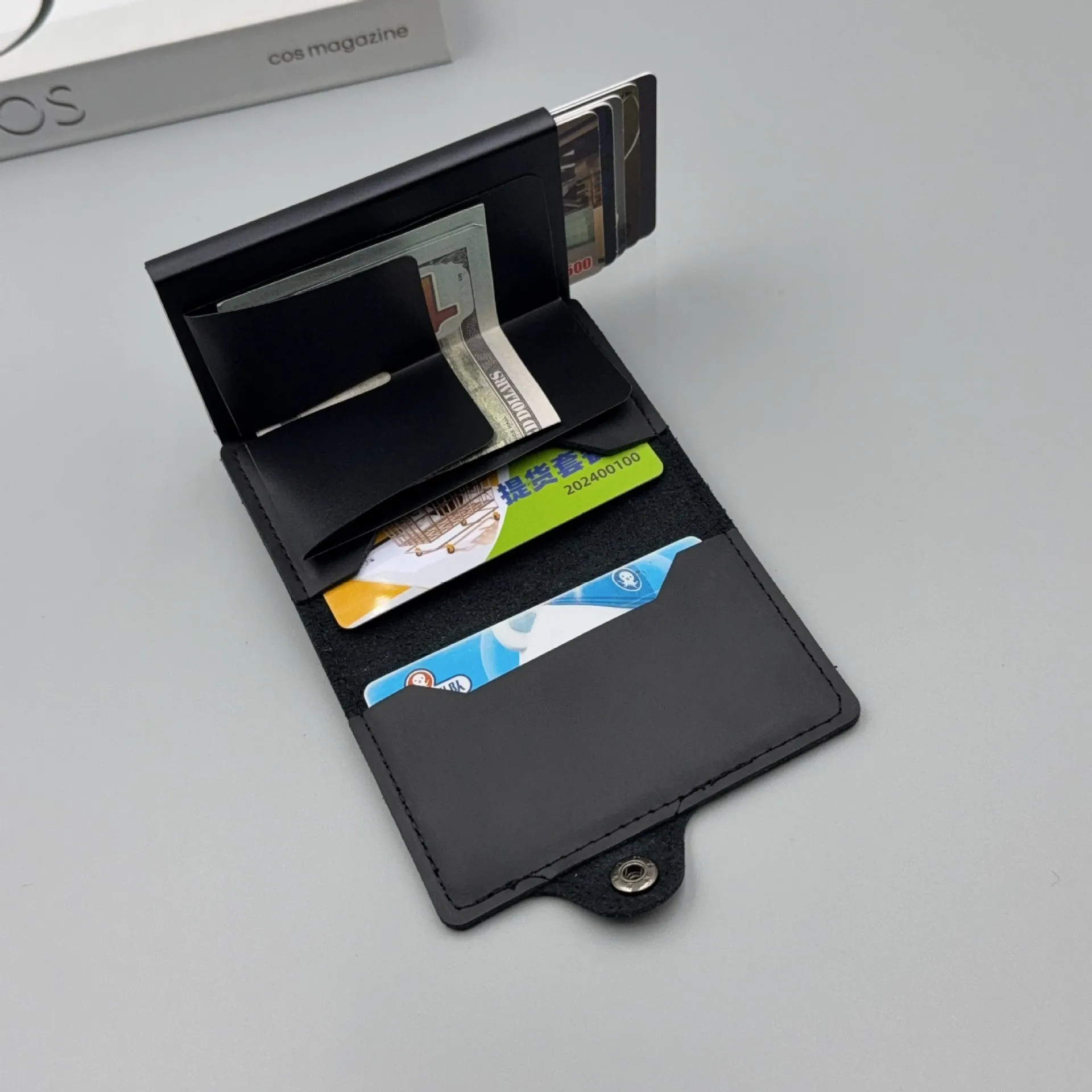 RFID-blockierender Pop-Up-Kartenhalter aus Kohlefaser, Herren-Geldbörse, minimalistisches Kredit- und Ausweiskartenetui, modische Geldbörse, Carteira Masculina – Detail 10