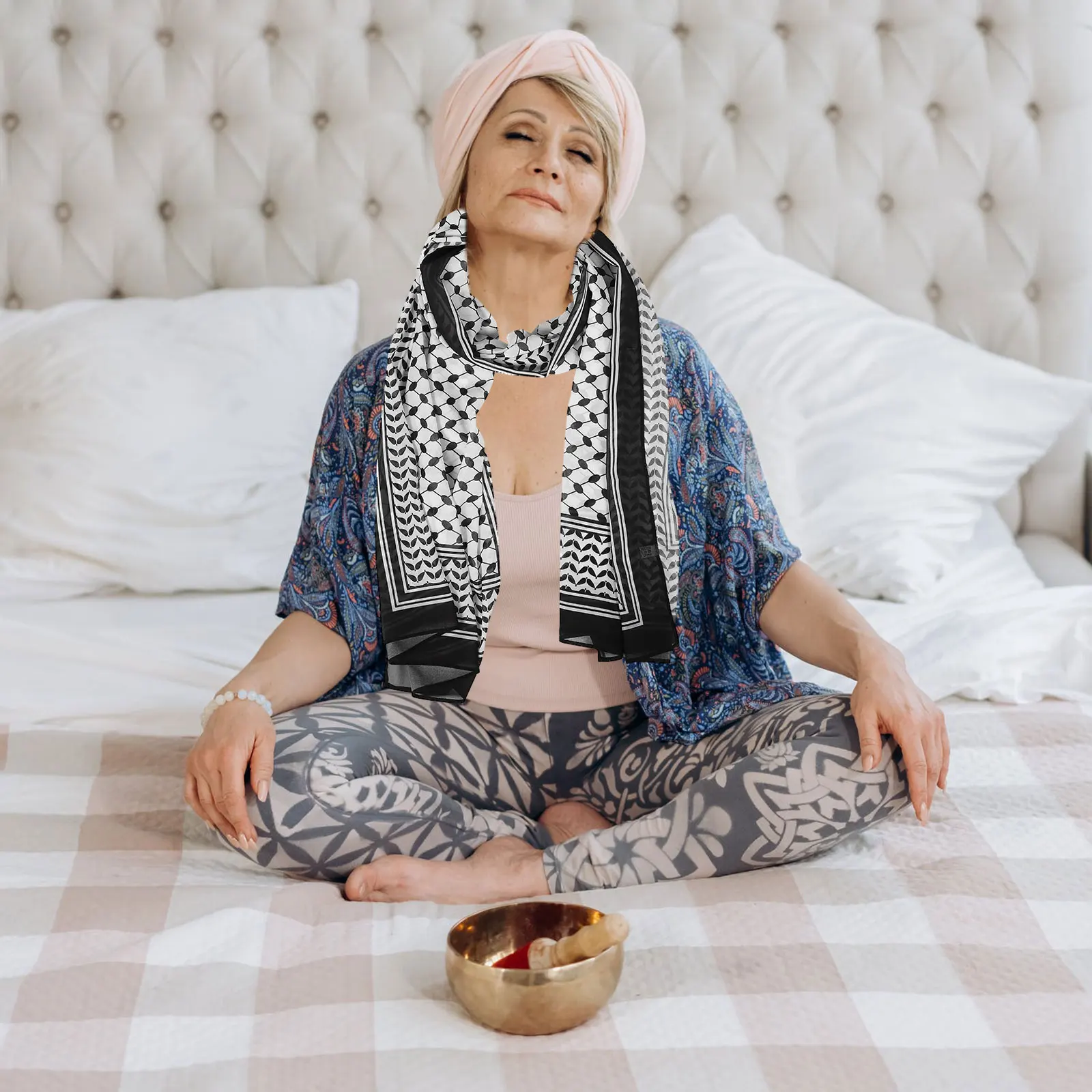 

Black Printed Chiffon Headscarf Versatile Neck Scarf for Women Lightweight Breathable Fashion Vintage Scarf Travel