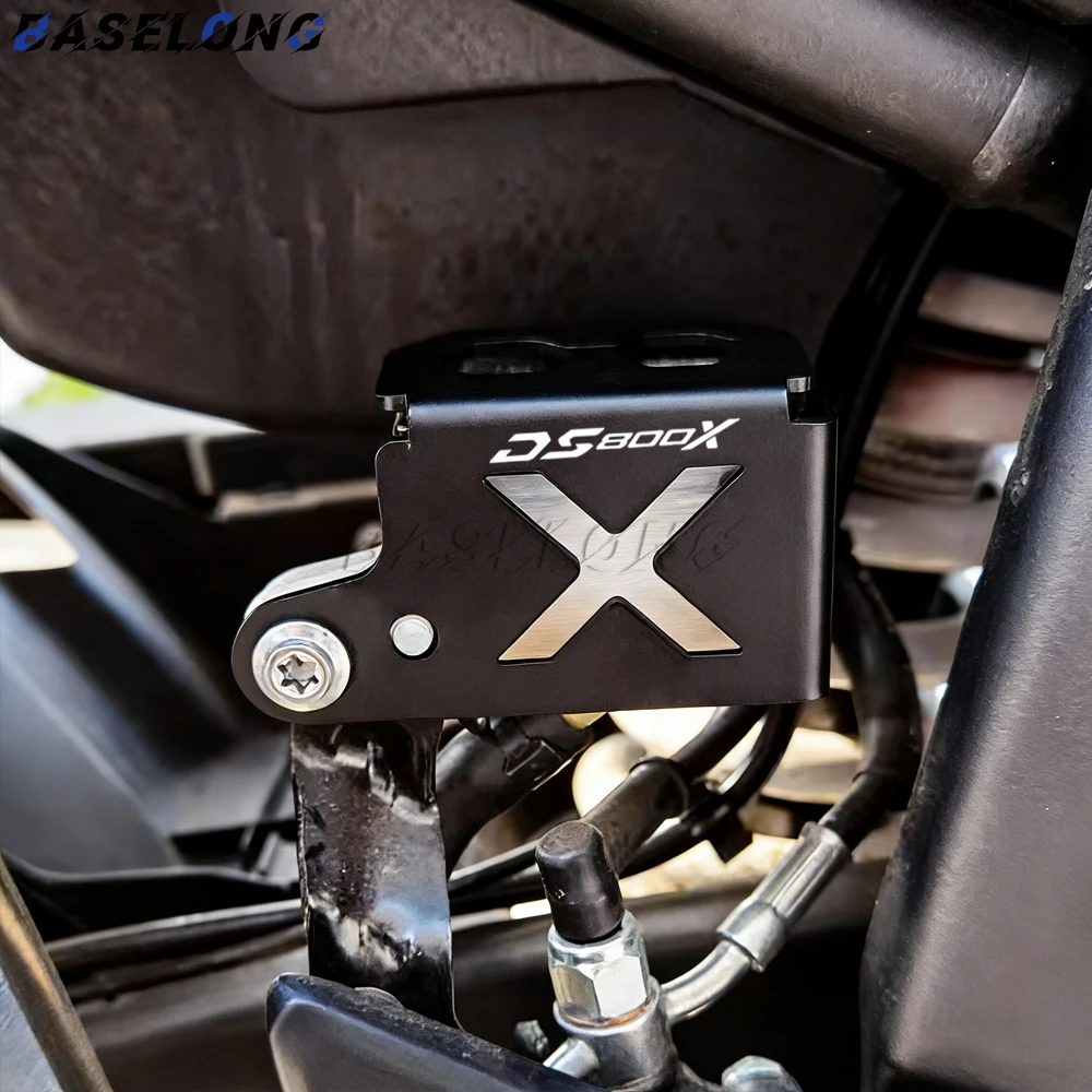 Motorcycle Accessories Rear Brake Fluid Reservoir Cover Protector Guard For VOGE DS800X DS 800 DS DSX800 DS 800X Rally 2025 2026
