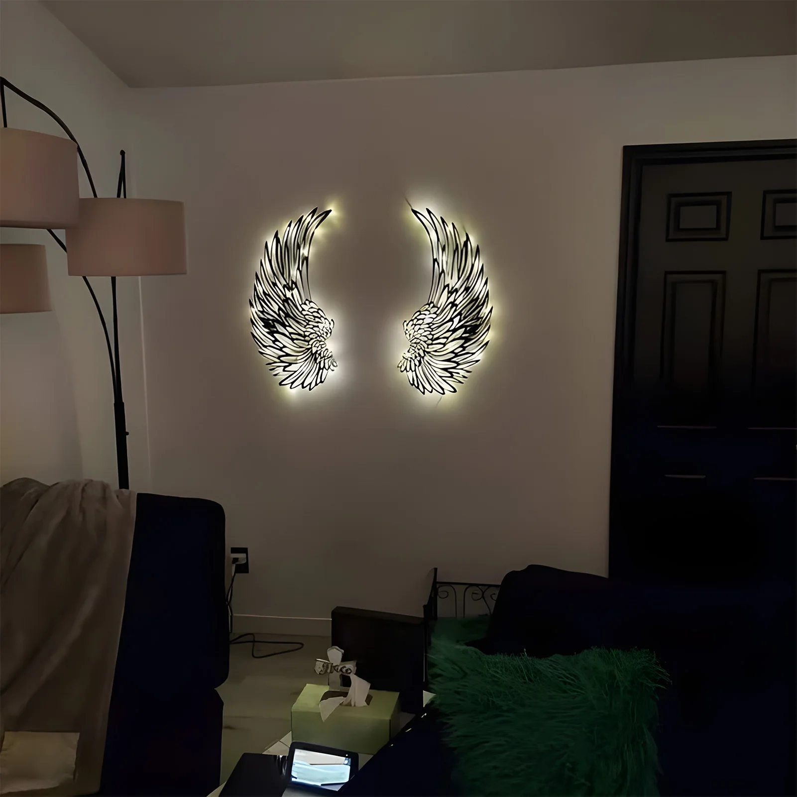 Escultura de pared de alas de Ángel, decoración Simple y rústica de hierro blanco y negro antioxidante para el hogar con luz LED
