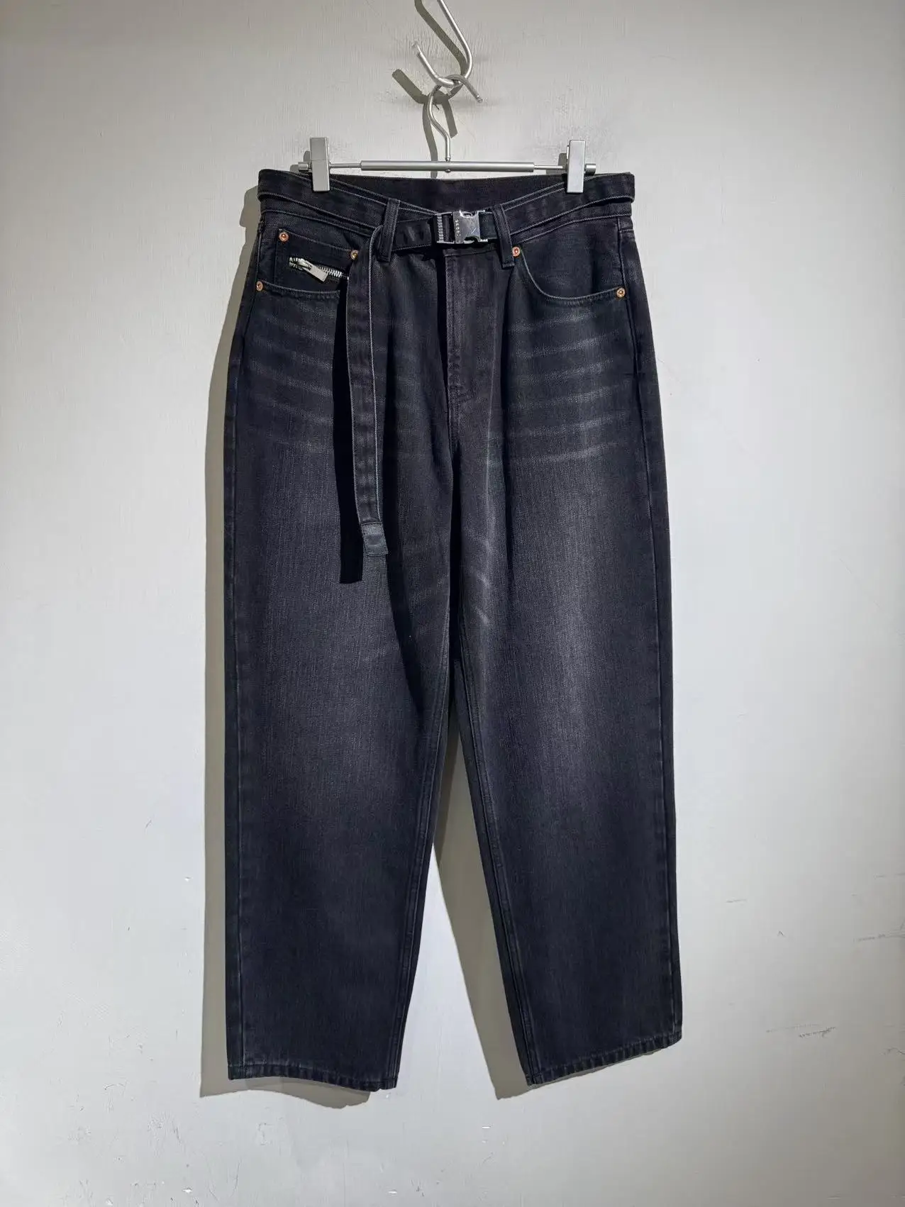 

Мужские повседневные джинсы American High Street: свободные, удобные, черные, с эффектом потертости, прямые, на молнии, со средней посадкой, на все сезоны