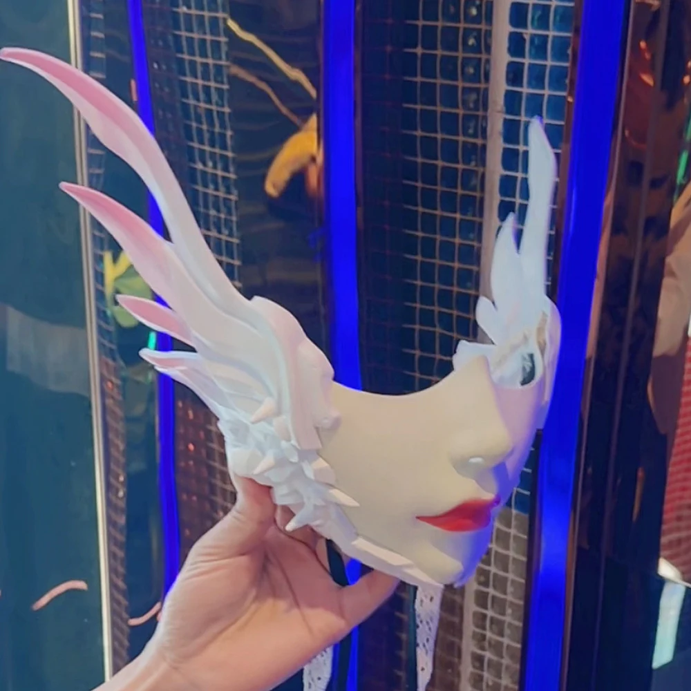 Máscara ligera de media cara con alas, máscara de Cosplay, máscara de mascarada para eventos temáticos, accesorios de Cosplay para fiesta