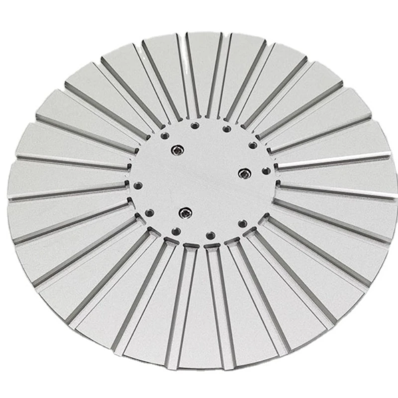 The rotating turntable is equipped with a pen clamping device for precision laser marking