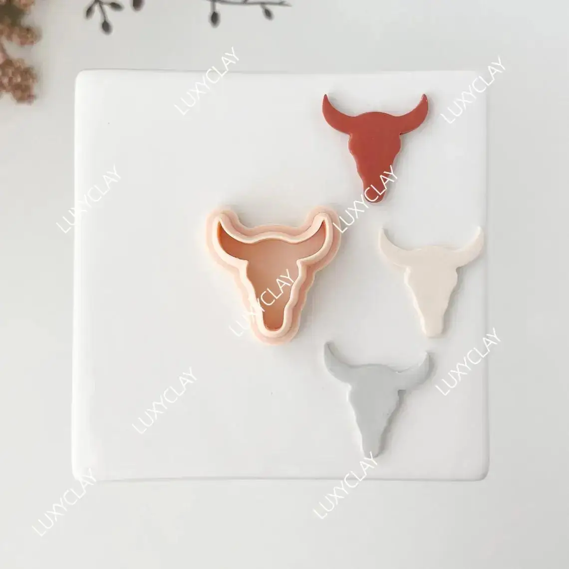 1 molde de arcilla con forma de toro, cortadores de arcilla polimérica con patrón de cabeza de toro para hacer joyas DIY, cortadores de arcilla estilo rancho occidental