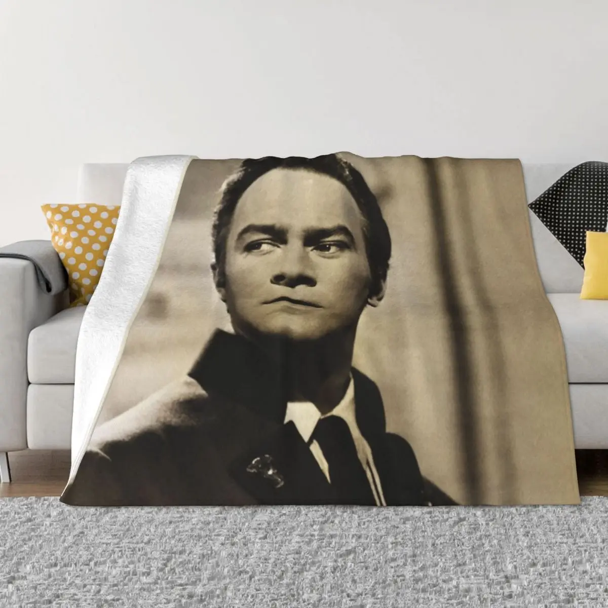 

Christopher Plummer Throw Blanket Soft Plush Plaid cosplay anime Blankets