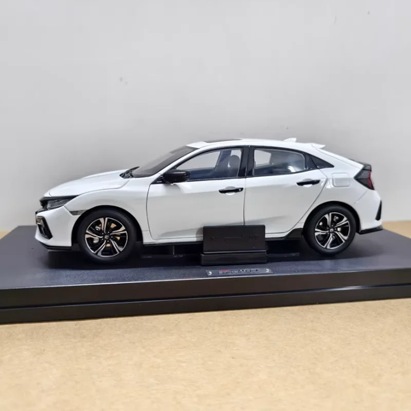 Diecast 1:18 Scale Civic 2020 10th Generation Alloy Simulation Car Model Collection Souvenir Holiday Gift Display Decoration