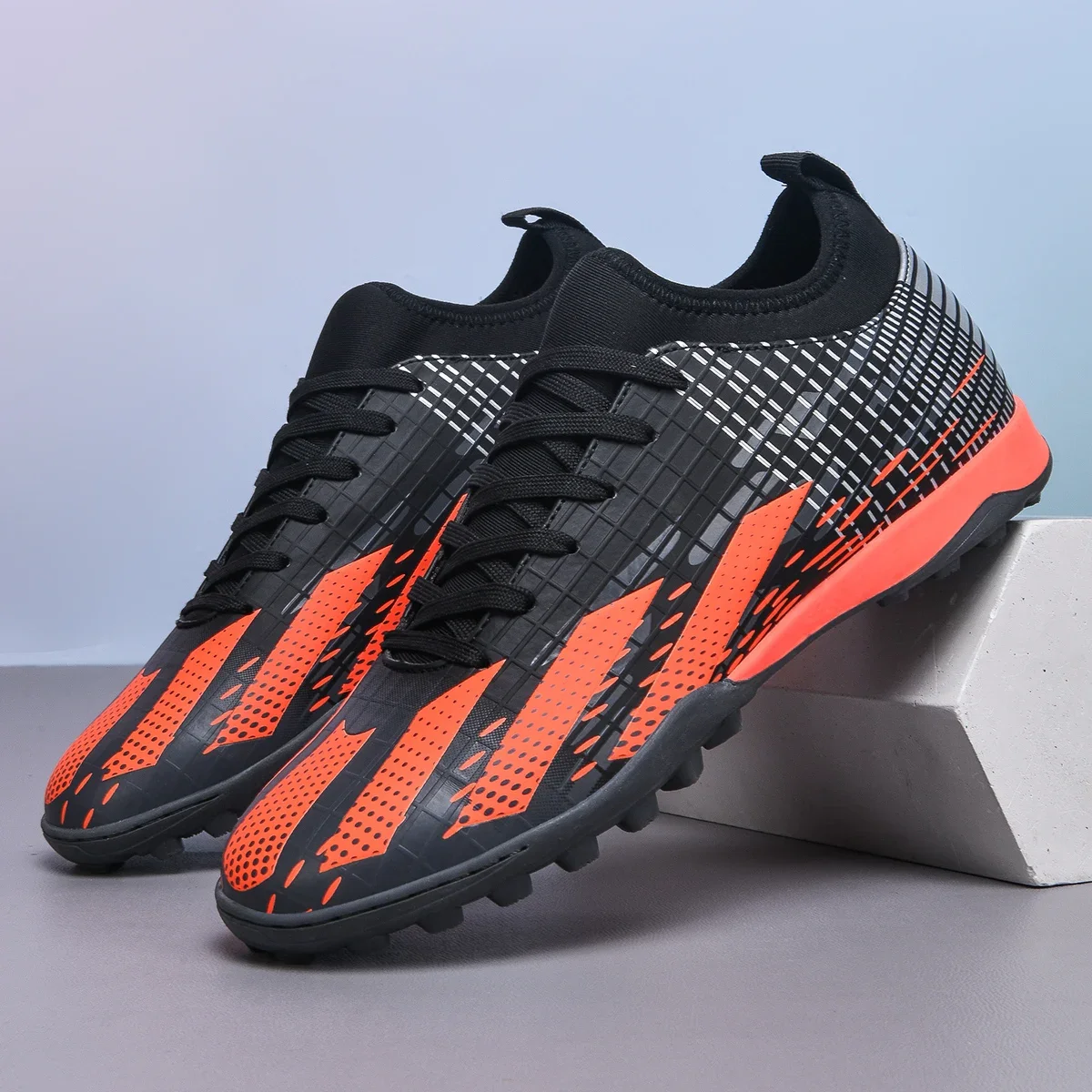 

Новые мужские футбольные бутсы, спортивные тренировочные детские футбольные бутсы TF для мини-футбола в помещении, бутсы до щиколотки с травой, хит продаж, высококачественный светильник