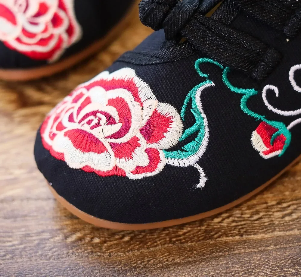 Elegant Ethnic Style Embroidery Streetwear Chinese Style Casual Shoes for Women Women\'s Shoes Fashion Vintage