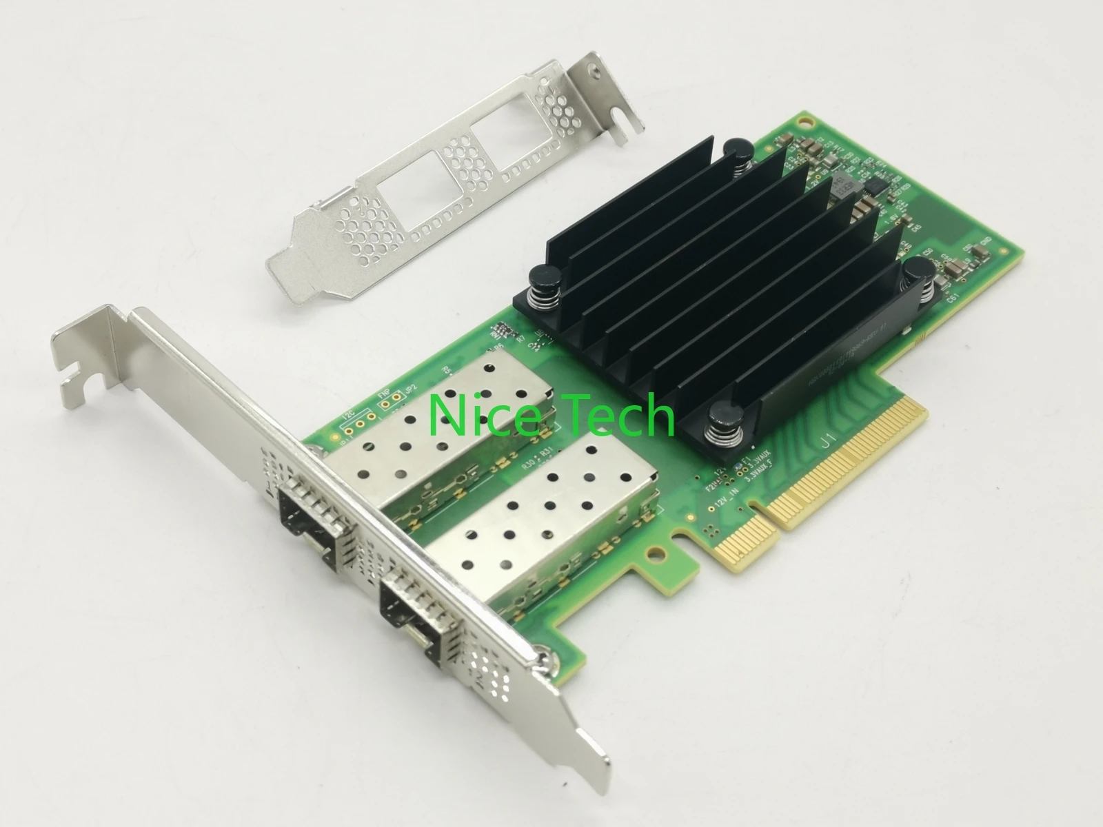 

MCX512A-ACAT Mellanox ConnectX-5 EN 10/25GbE Dual Port SFP28 PCIe 3.0 x8 Adapter