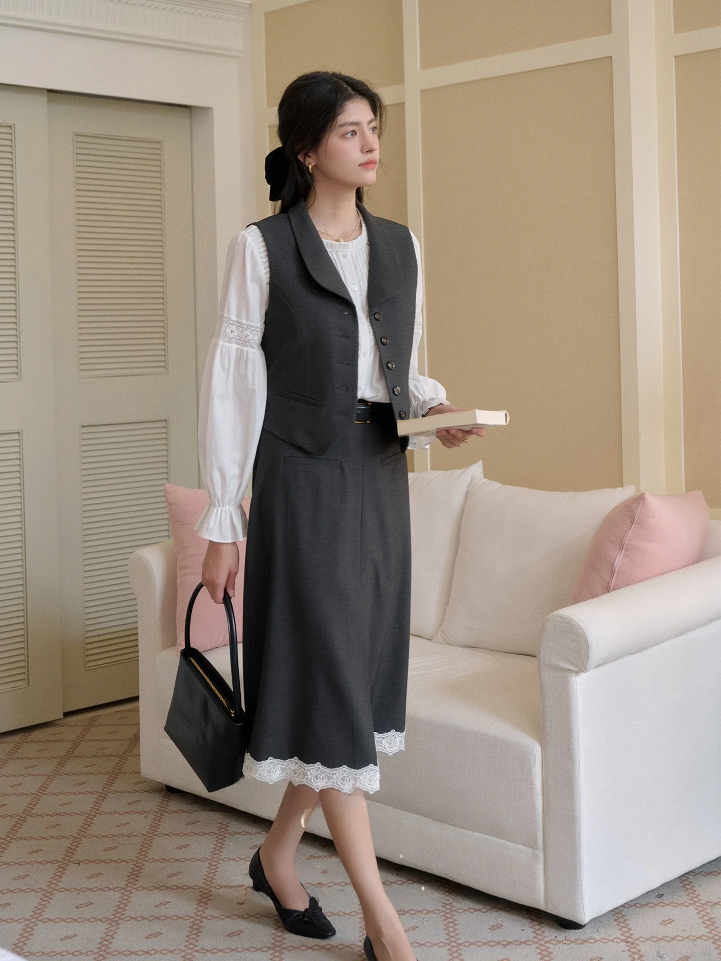 

SimpleRetro Retro Short Vest Suit Set Women Spring Lace Half Skirt Fashionable French Style Loose Fit Button up Cardigan
