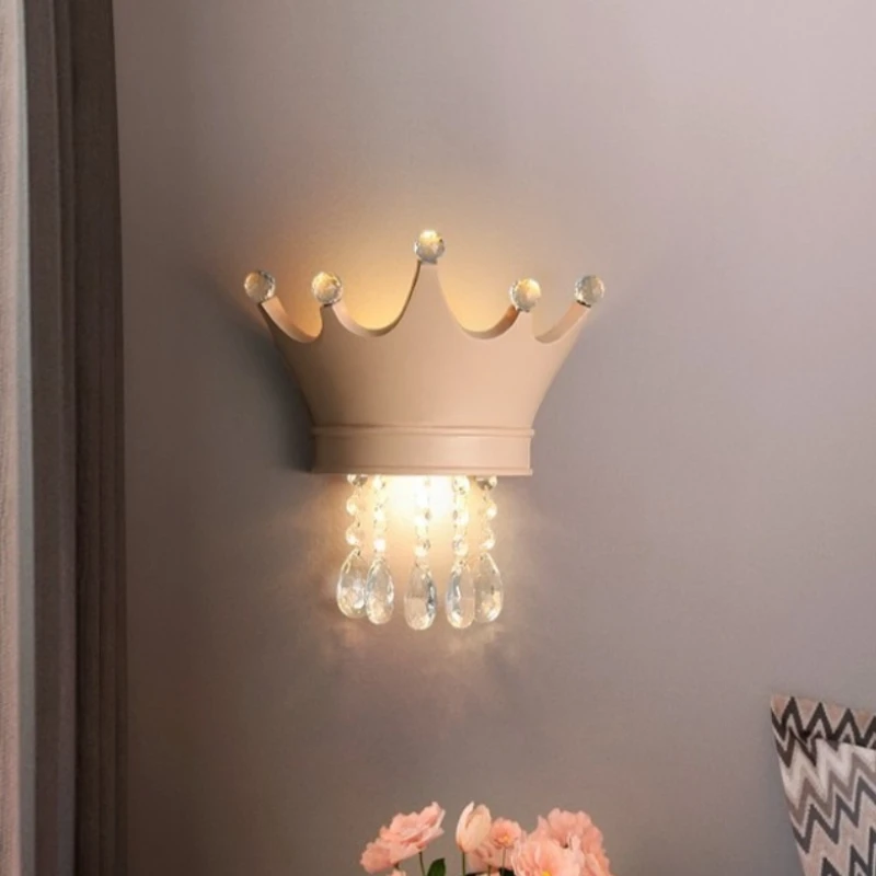 Crown Bedside Lamps Crystal Pendant Crown Wall Lamp Modern Luxury Children's Bedroom Princess Room Decor Night Lights Wall Light