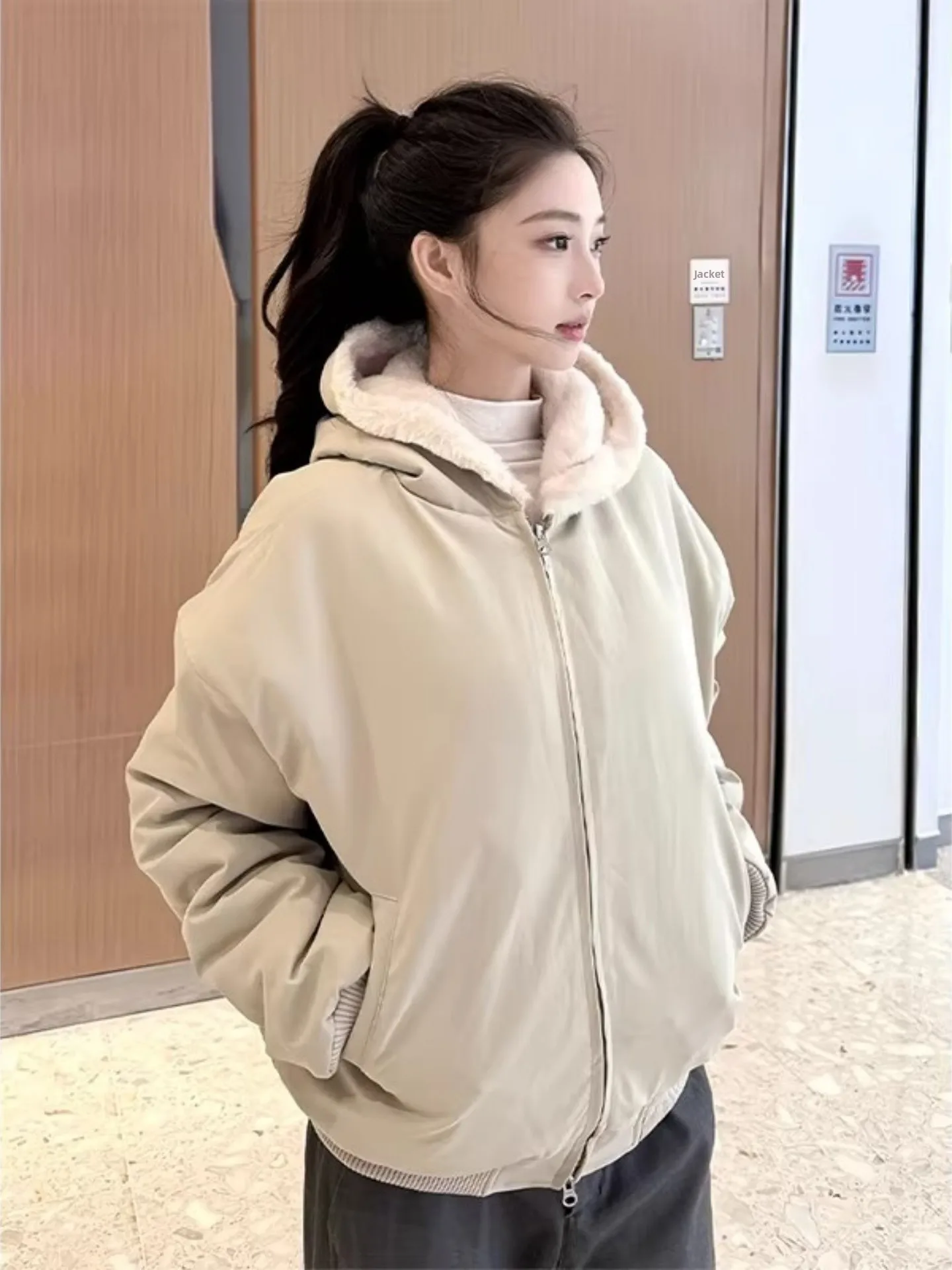 

Теплая флисовая куртка с капюшоном, утепленное зимнее пальто для мужчин и женщин, хлопковая одежда Cleanfit, молодежный модный бренд JiaRong