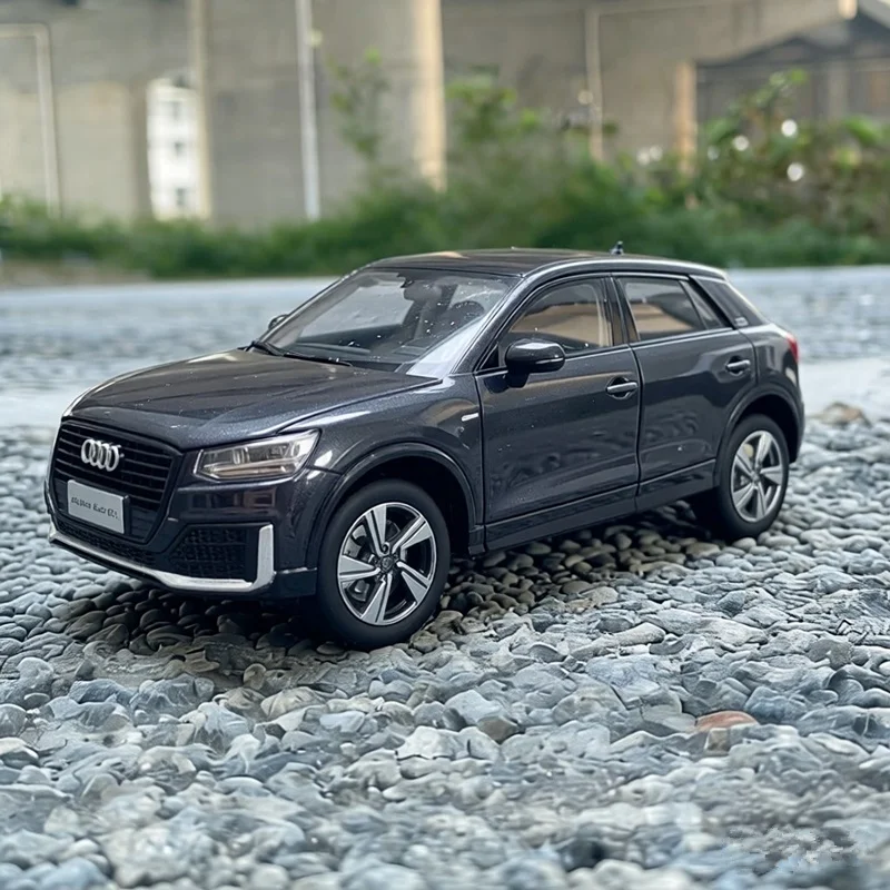 

New 1:18 Q2 Q2L 2025 SUV Alloy Car Model Diecast Metal Toy Off-road Vehicles Car Model High Simulation Collection Childrens Gift