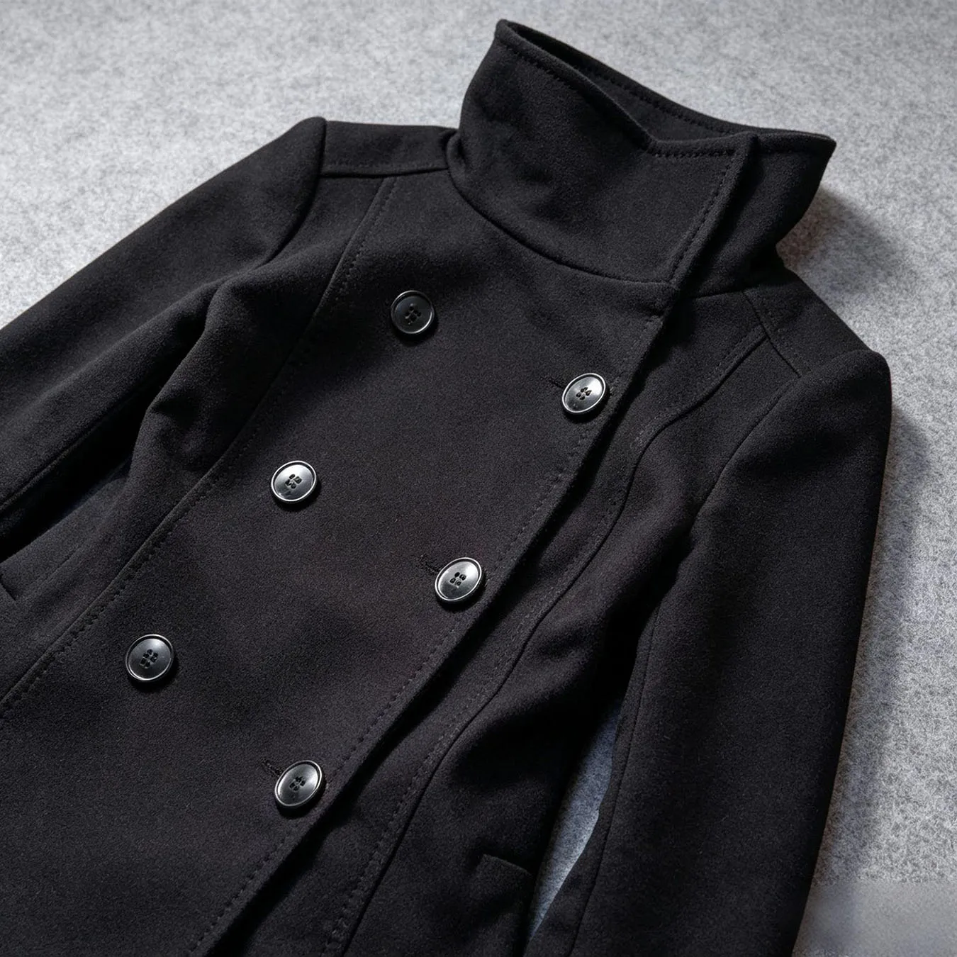 Autumn and winter stand up collar double breasted woolen top slim fit and short commuting versatile woolen coat