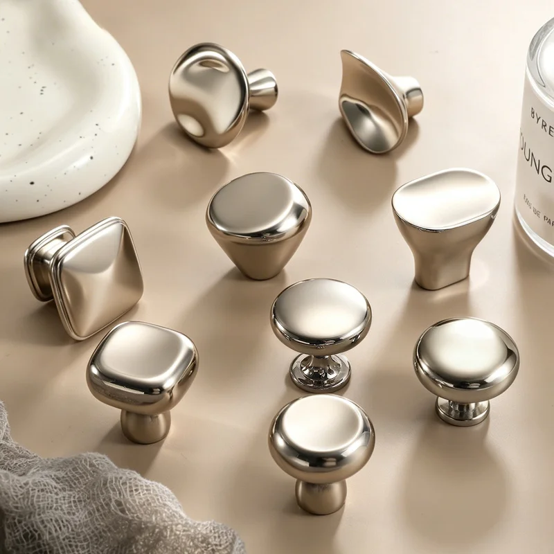 European-style light luxury cabinet door handle, high-end dining cabinet drawer wardrobe titanium silver zinc alloy single-hole