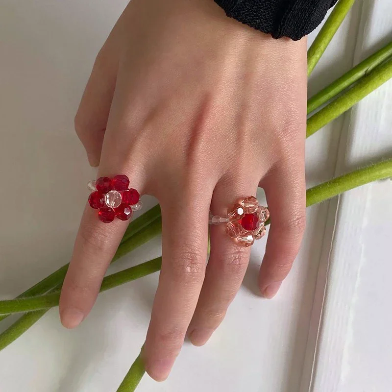 ヴィンテージクリスタルビーズフラワー弾性リングライスビーズ手作り織花リング女性のためのボヘミアンジュエリーガールズパーティーギフト