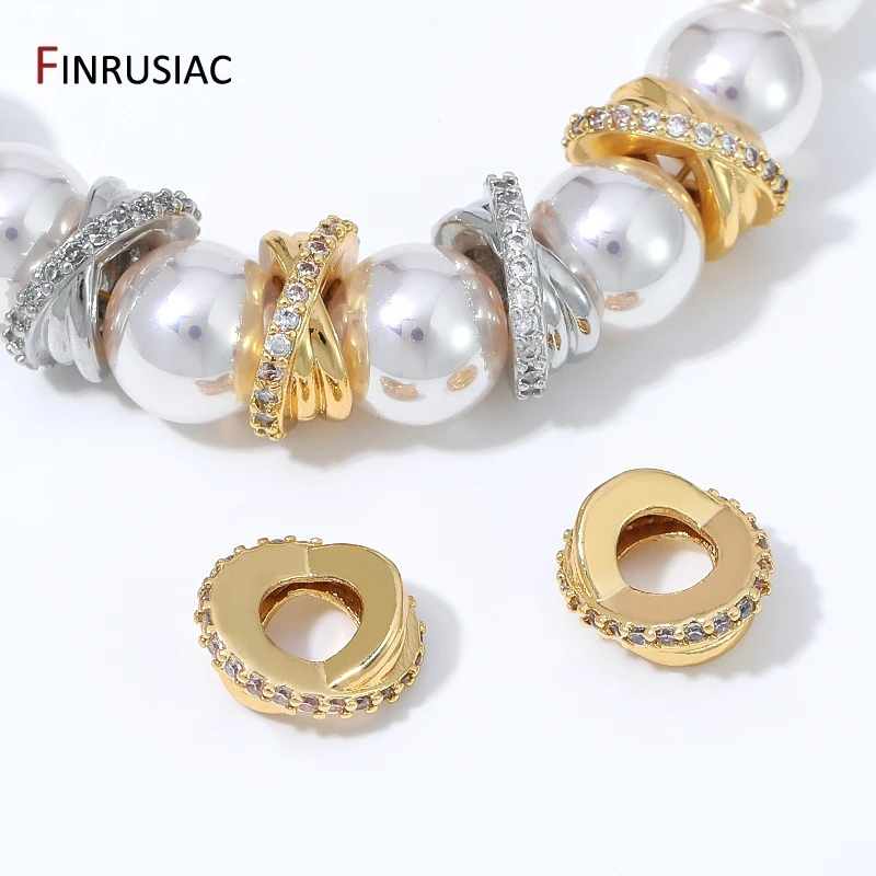 Cuentas espaciadoras de anillo trenzado de circonita de latón chapado en oro de 18K, cuentas separadoras con lazo cruzado para accesorios de pulseras y collares DIY.