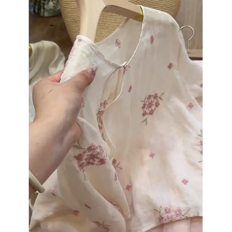 

Свободная женская рубашка с вышивкой в китайском национальном стиле, большие размеры, весна-лето, новинка, хлопковая рубашка-куртка, топ