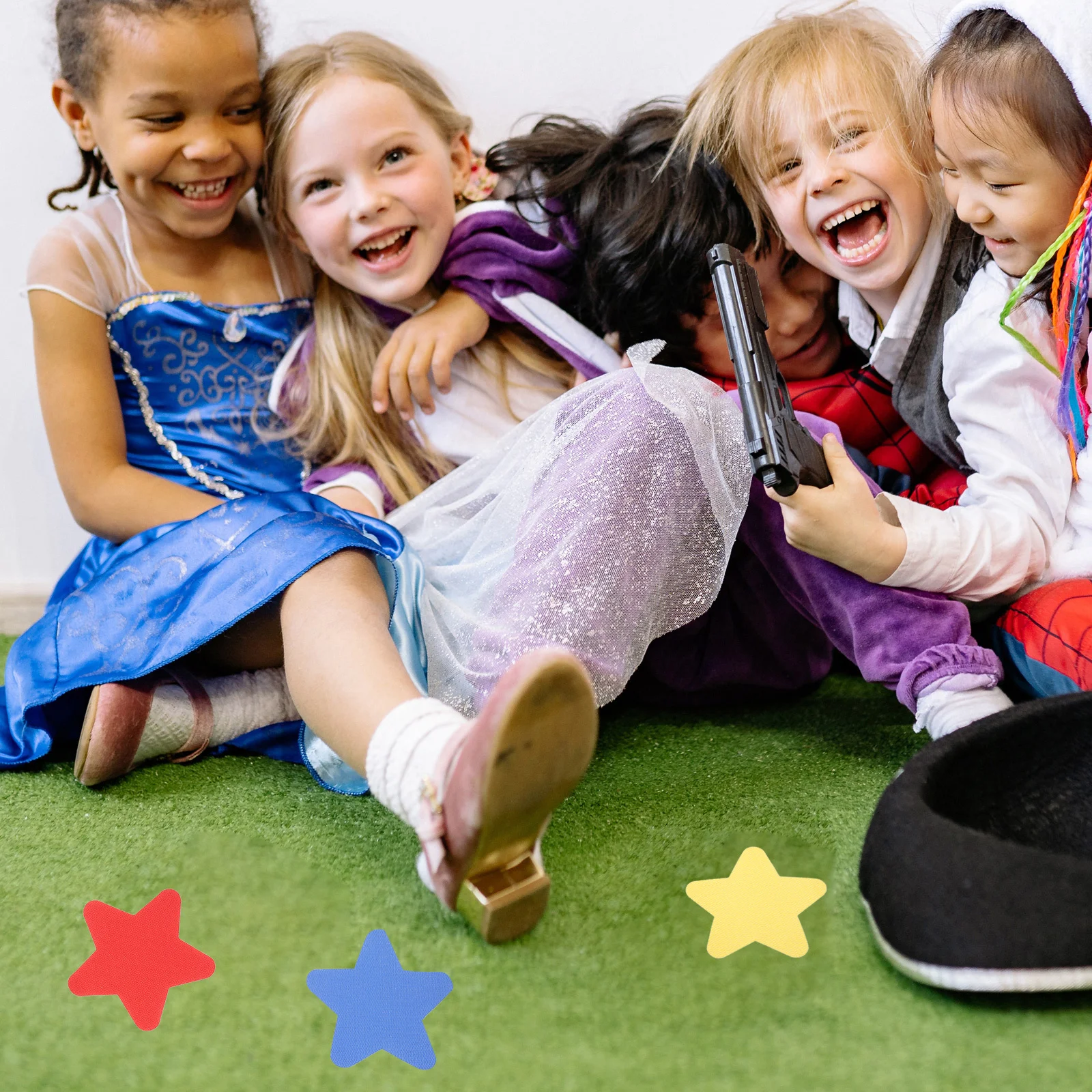 

50 шт., красочные маркеры для ковров в форме звезды, пятна для пола в классе, обучающие наклейки для ковров, студенческие сидящие круглые наклейки, клейкая наклейка