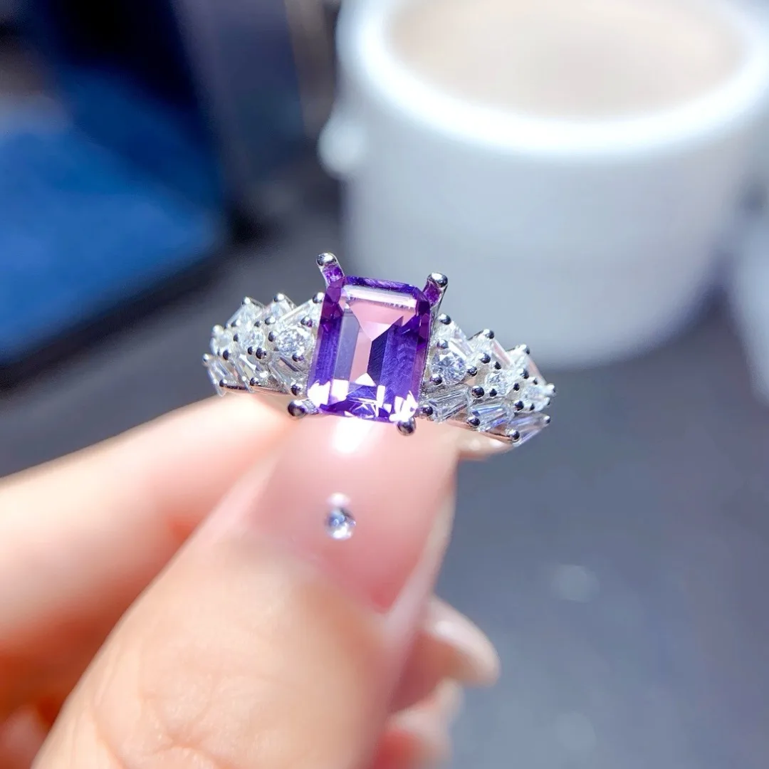 

Exquisite Gorgeous Designer Design Natural Amethyst S925 Silver Ring Elegant Stylish Jewelry with A Radiant Gem
