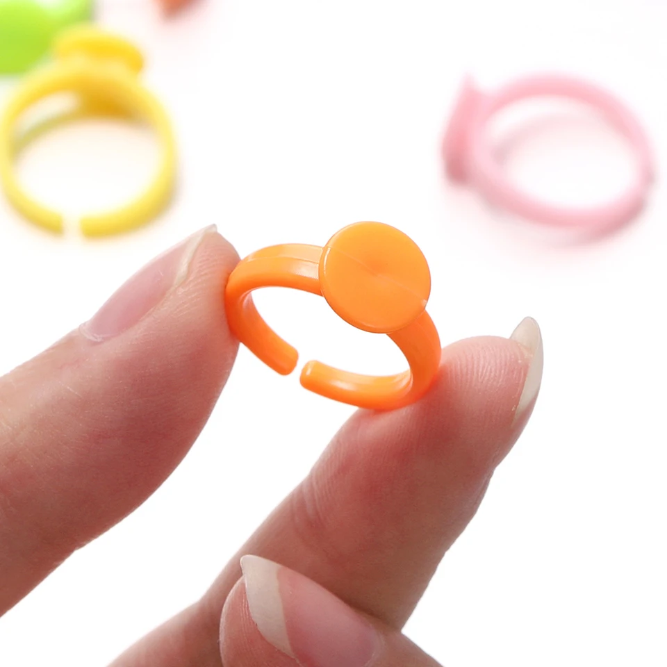 20Pcs 18mm Mixed Color Kids Cartoon Plastic Ring Base Adjustable Blank Pad Tray Rings DIY Jewelry Making Supplies Accessories