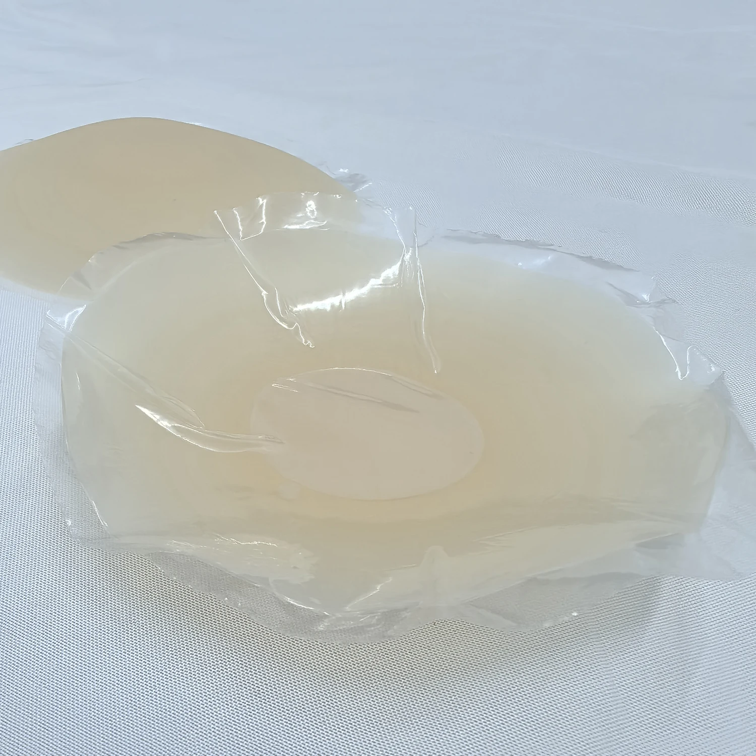 

3 Pairs Reusable Breast Petals Nipple Cover Invisible Petal Adhesive Strapless Backless Stick on Bra Silicone Breast Patch