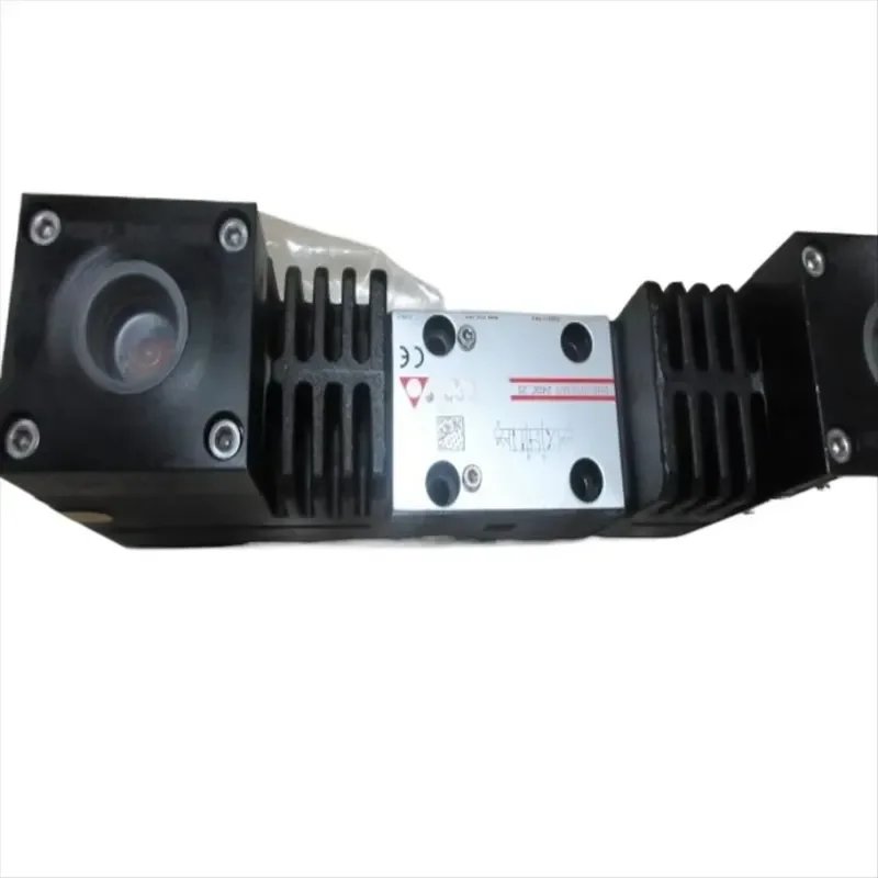 Italian Atos/ DHA-0713-M-7 Electromagnetic Directional Control Valve