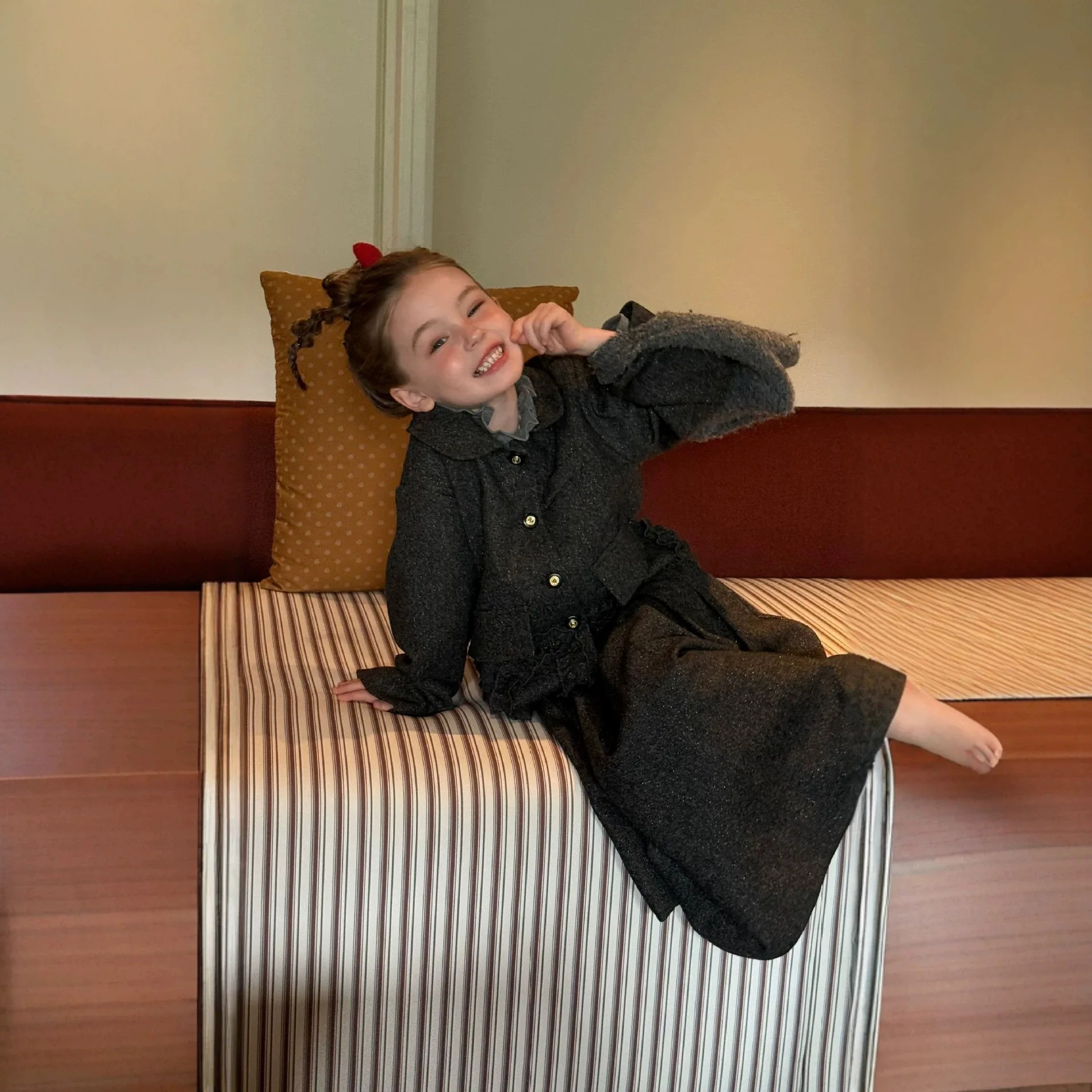 Girls' Western Style Set 2026 Autumn New Small Fragrant Style Set Children's Korean Fashion Top Half Skirt Two Piece Set