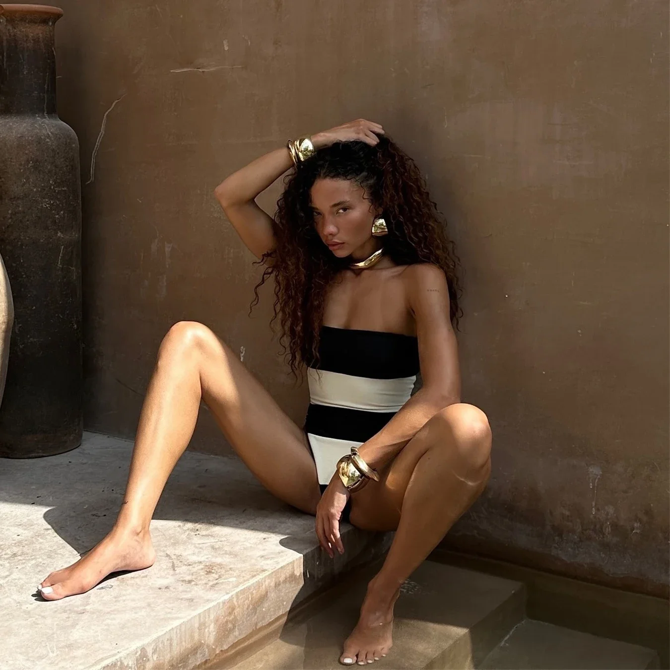 2025 2 個ブラックホワイト水着カバーアップパッチワーク水着セクシーな女性の水着バンドーボディスーツ水着ビーチウェア