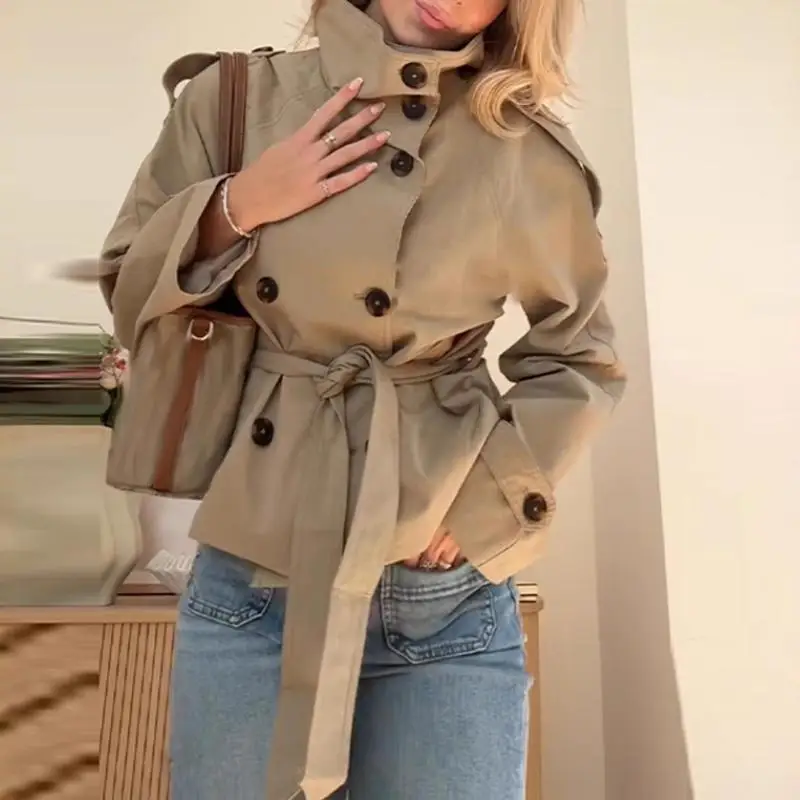 

2025 New Arrival Retro Lapel Double-Breasted Trench Coat for Foreign Trade - Long Sleeve, Short Length, With Drawstring, Stylish
