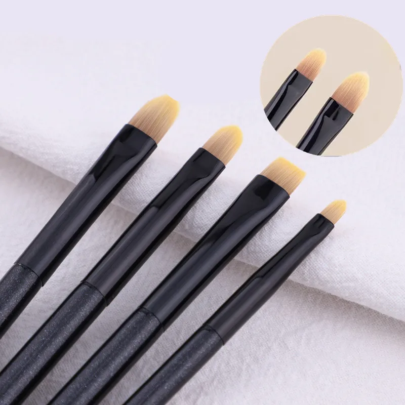

4pcs Makeup Concealer Brush for Black Eye Circle Cover Spot Acne Spot Portable Beauty Professional Liquid Foundation Cream Brush