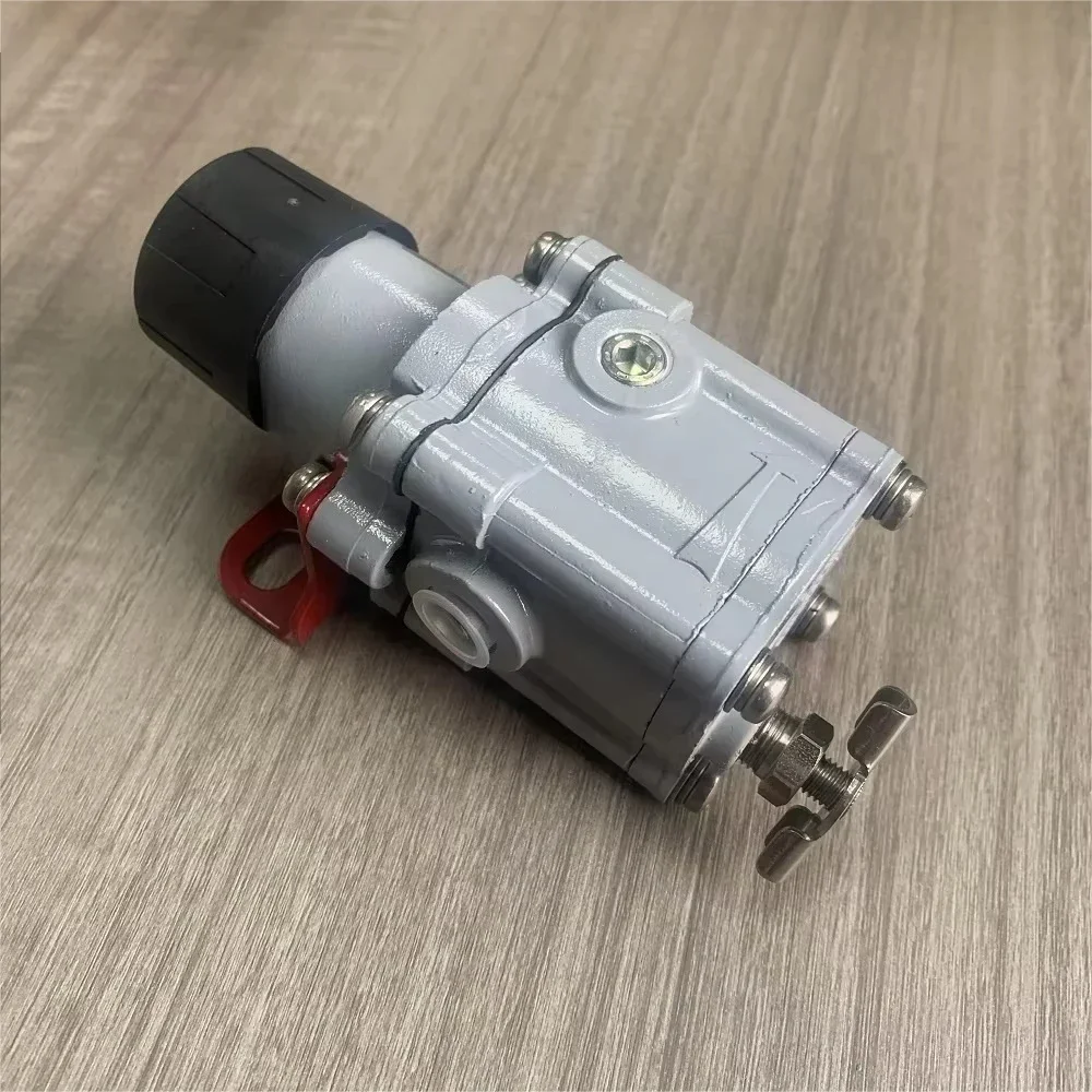 Pressure Regulator 78-40 Compact Air Filter Regulator