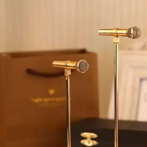 1 6 scale dolls accessories doll microphone, gold-plated microphone, musical instrument ornament 1 piece