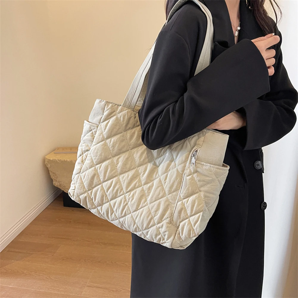 Women Padded Hobo Handbag Casual Lightweight Handbag Adjustable Strap Top Handle Bag Diamond Quilted Tote Bag Slouchy Travel Bag