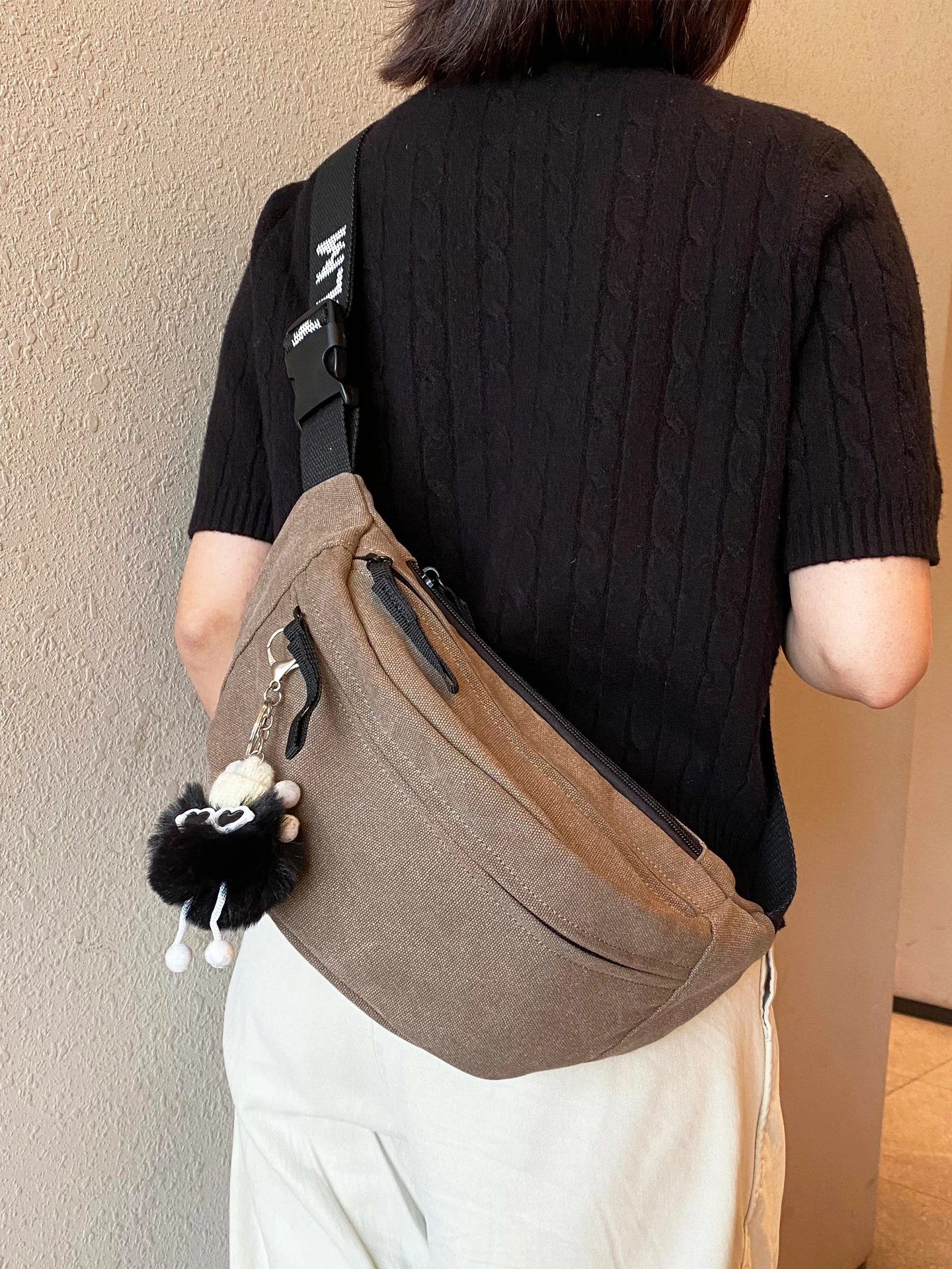 universal-canvas-chest-bag-dumpling-shape-large-capacity-durable-multi-layer-slant-shoulder-casual-use-leisure-crossbody-bag
